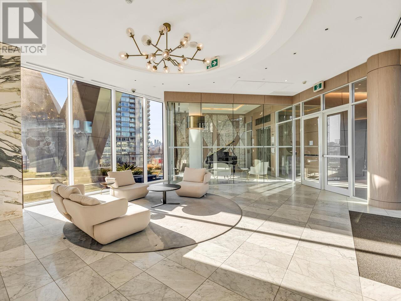 Listing Picture 7 of 25 : 912 4730 LOUGHEED HIGHWAY, Burnaby / 本拿比 - 魯藝地產 Yvonne Lu Group - MLS Medallion Club Member
