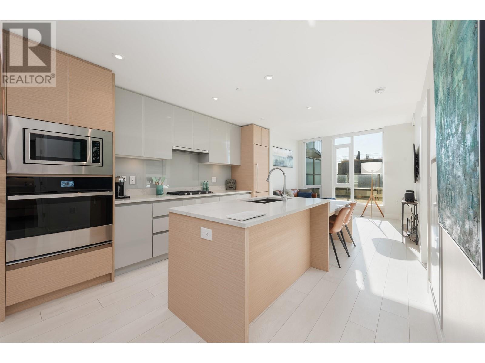 302 3538 Sawmill Crescent, Vancouver, British Columbia  V5S 0J8 - Photo 1 - R2967460