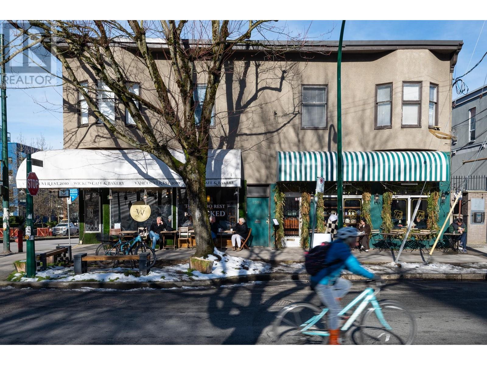 Listing Picture 30 of 35 : 106 1082 W 8TH AVENUE, Vancouver / 溫哥華 - 魯藝地產 Yvonne Lu Group - MLS Medallion Club Member