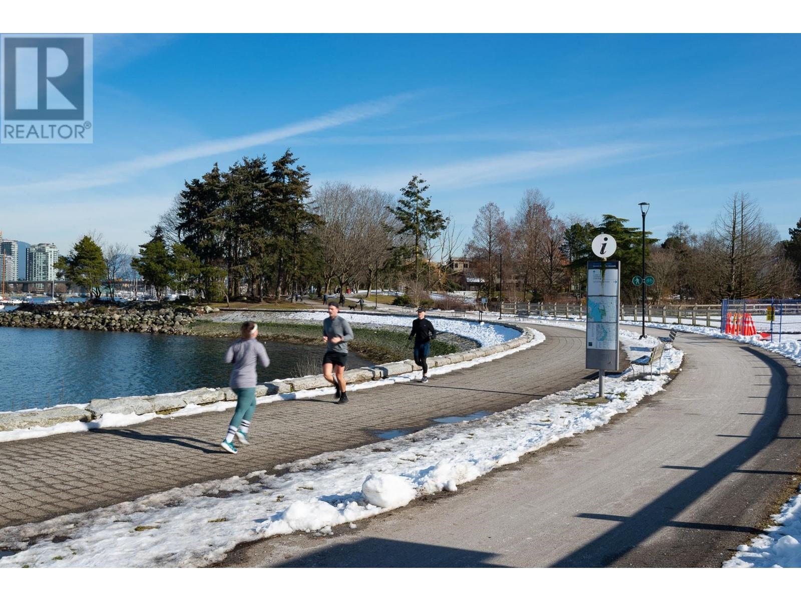 Listing Picture 34 of 35 : 106 1082 W 8TH AVENUE, Vancouver / 溫哥華 - 魯藝地產 Yvonne Lu Group - MLS Medallion Club Member