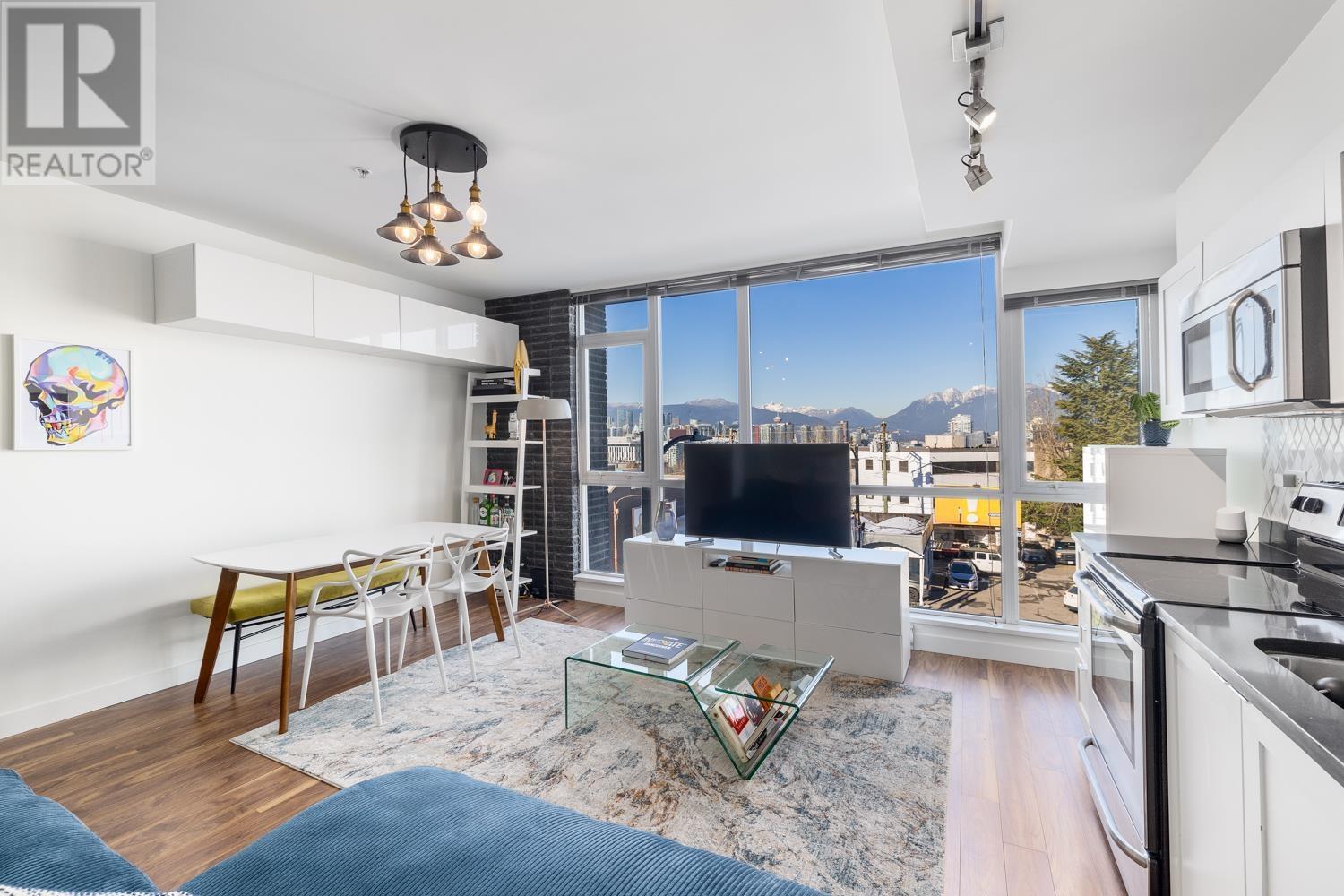 Listing Picture 5 of 20 : 314 2511 QUEBEC STREET, Vancouver / 溫哥華 - 魯藝地產 Yvonne Lu Group - MLS Medallion Club Member