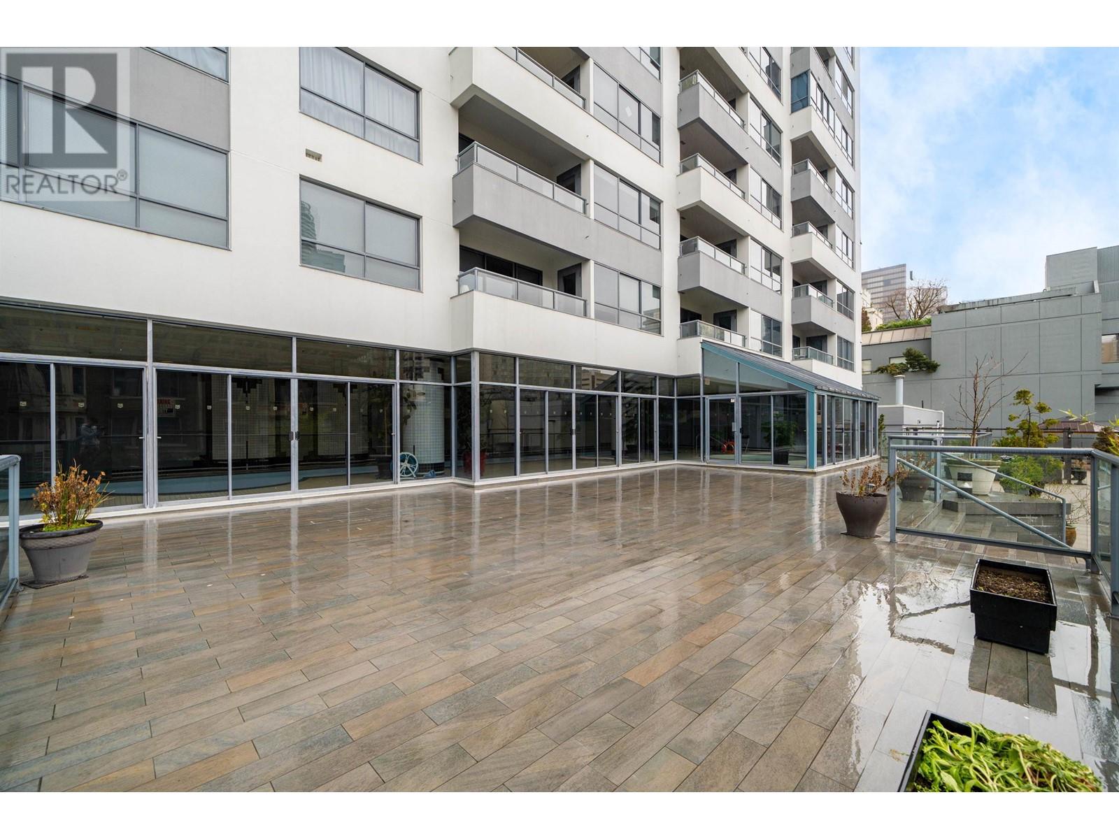 Listing Picture 21 of 30 : 809 1060 ALBERNI STREET, Vancouver / 溫哥華 - 魯藝地產 Yvonne Lu Group - MLS Medallion Club Member