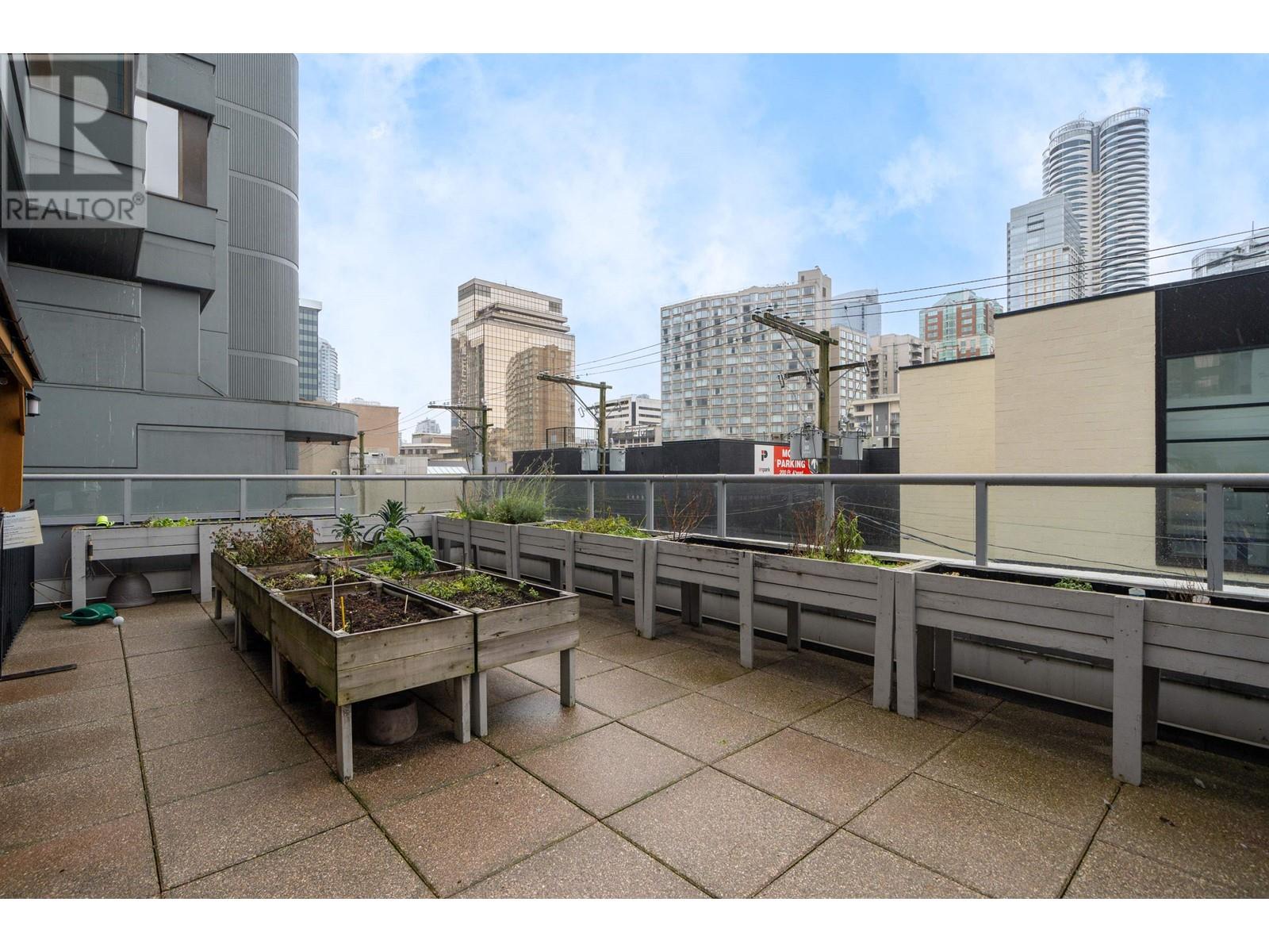 Listing Picture 23 of 30 : 809 1060 ALBERNI STREET, Vancouver / 溫哥華 - 魯藝地產 Yvonne Lu Group - MLS Medallion Club Member