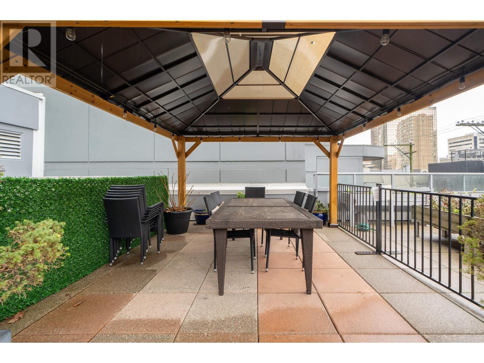 Listing Picture 24 of 30 : 809 1060 ALBERNI STREET, Vancouver / 溫哥華 - 魯藝地產 Yvonne Lu Group - MLS Medallion Club Member