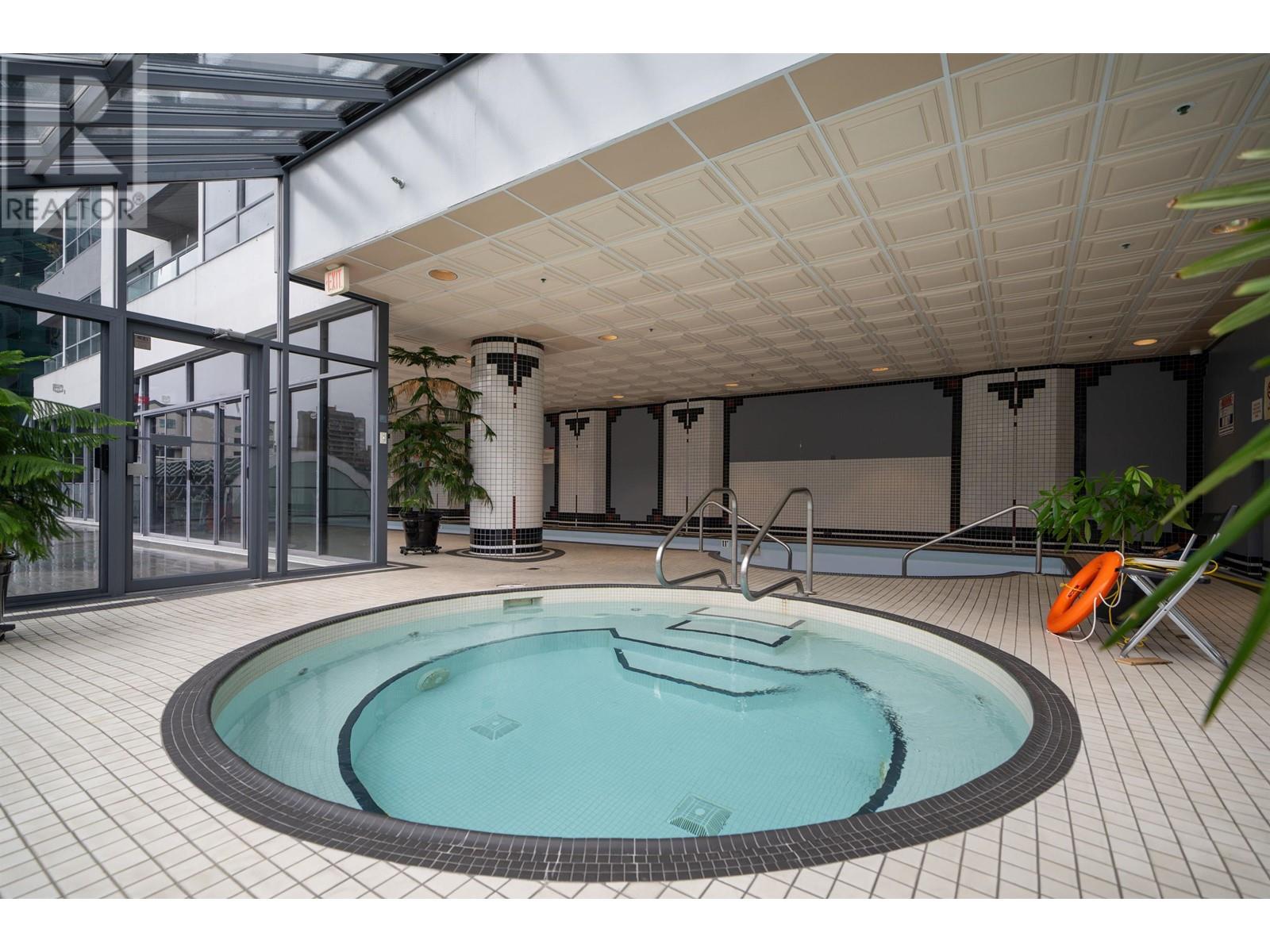 Listing Picture 29 of 30 : 809 1060 ALBERNI STREET, Vancouver / 溫哥華 - 魯藝地產 Yvonne Lu Group - MLS Medallion Club Member