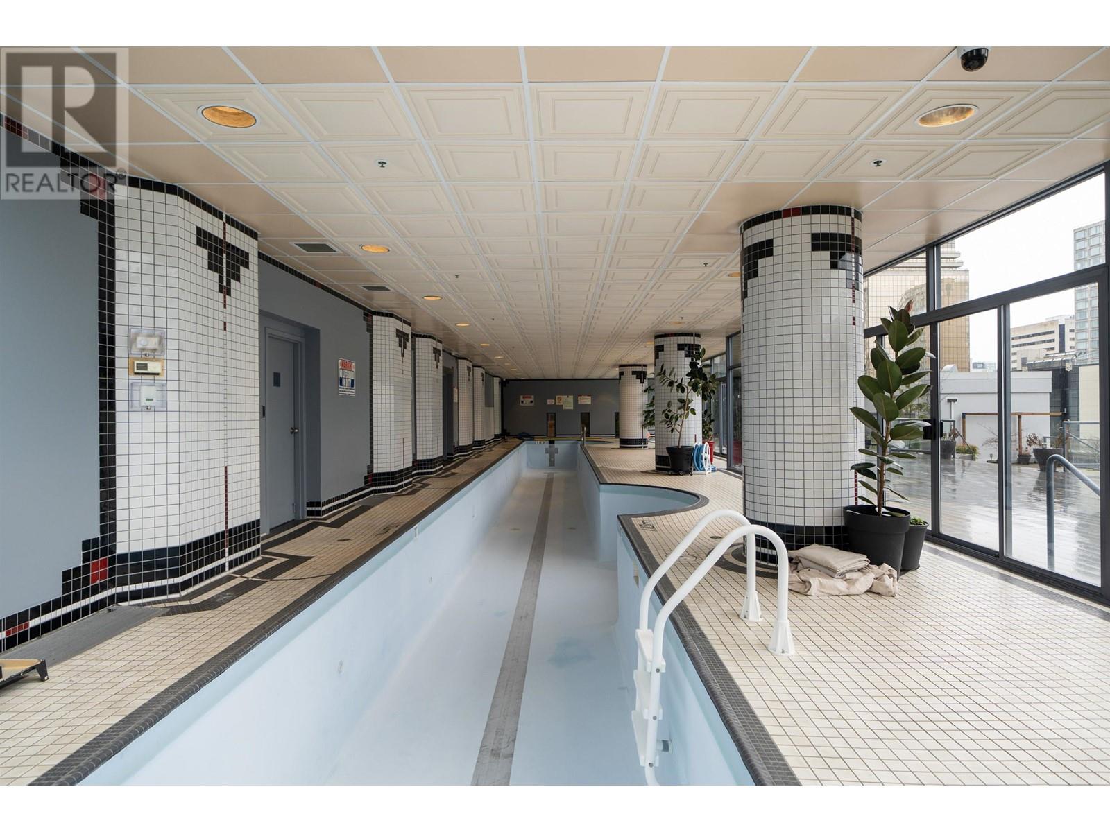 Listing Picture 30 of 30 : 809 1060 ALBERNI STREET, Vancouver / 溫哥華 - 魯藝地產 Yvonne Lu Group - MLS Medallion Club Member