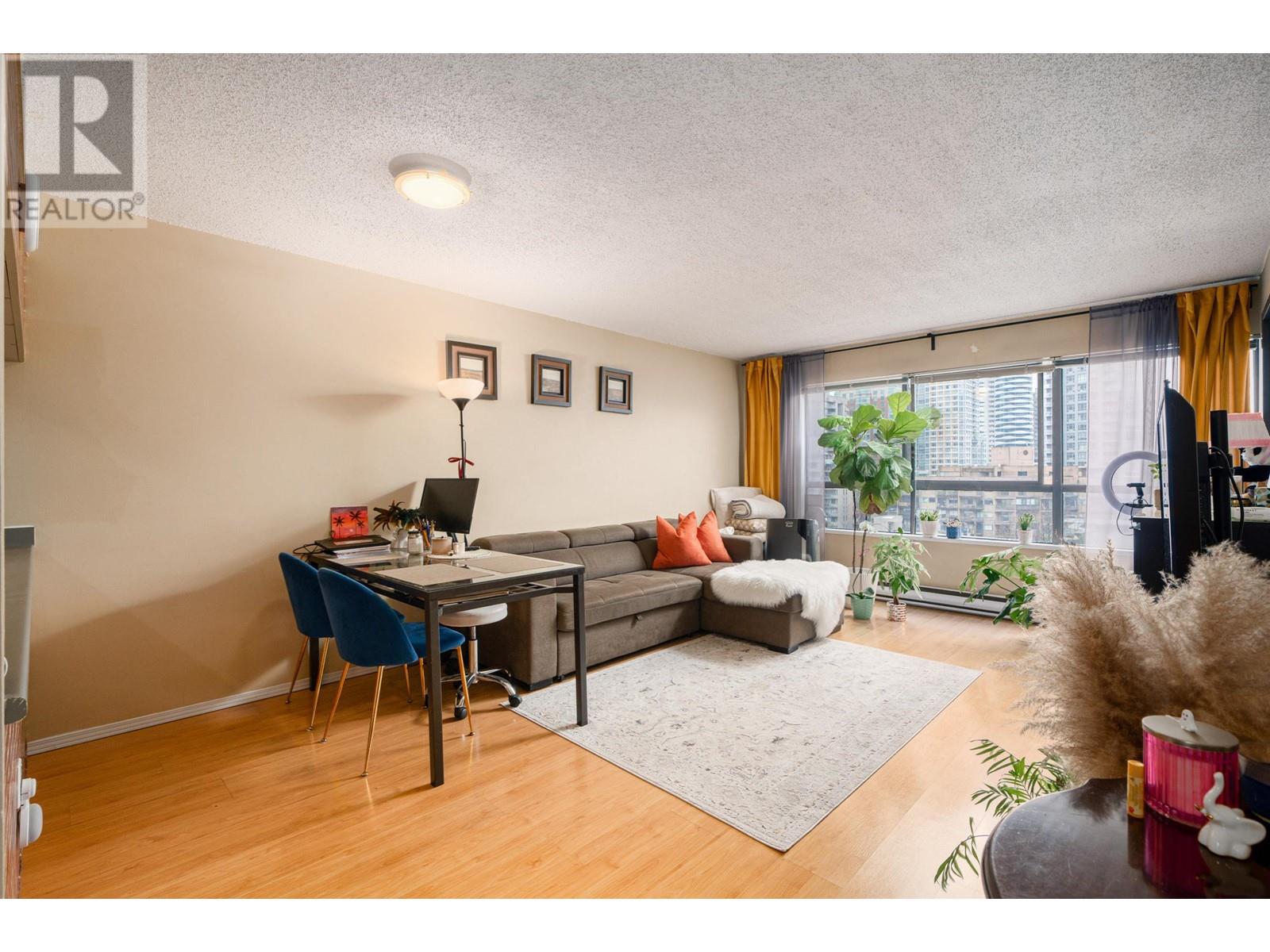 Listing Picture 6 of 30 : 809 1060 ALBERNI STREET, Vancouver / 溫哥華 - 魯藝地產 Yvonne Lu Group - MLS Medallion Club Member