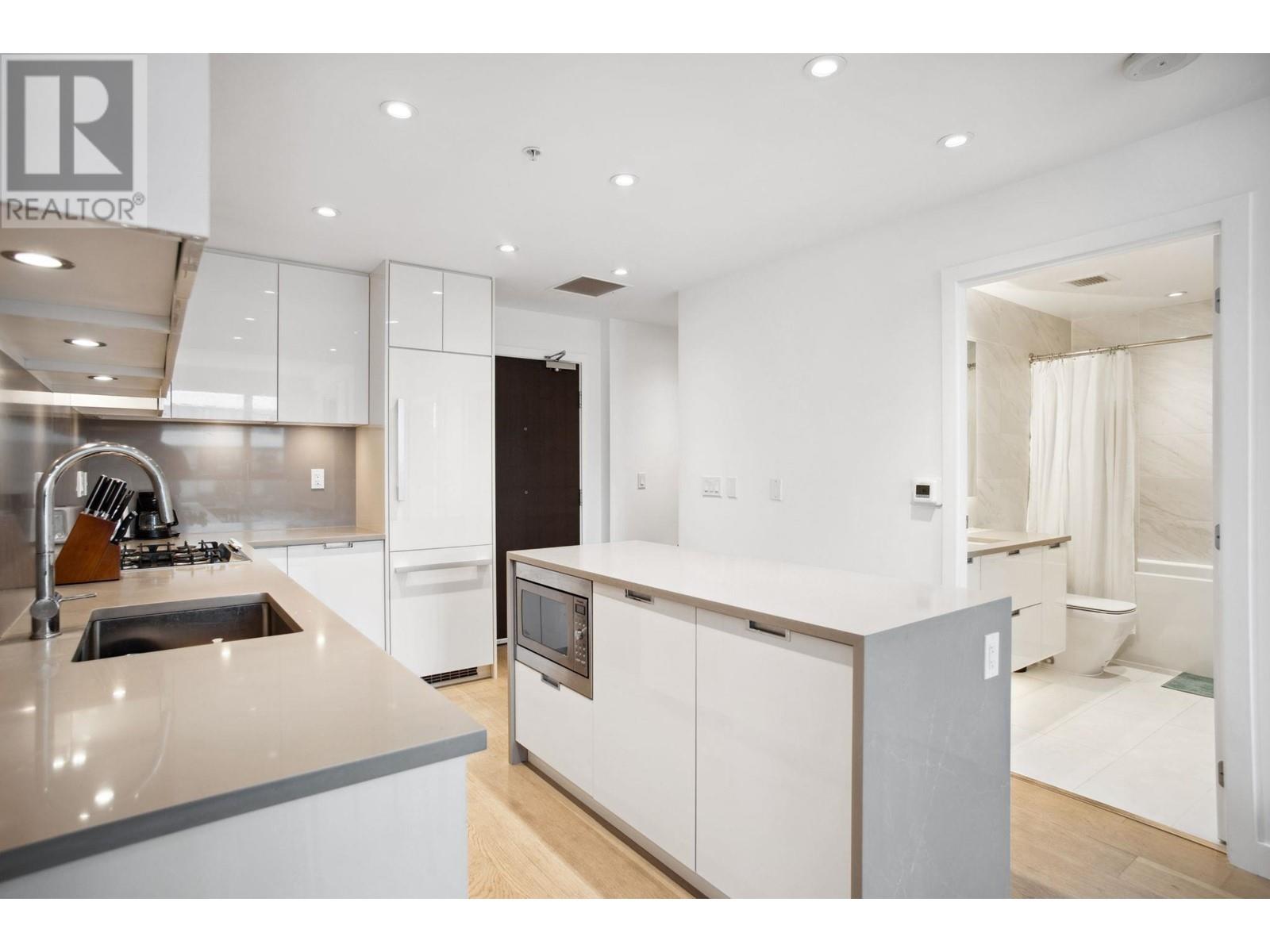 Listing Picture 6 of 25 : 602 6328 CAMBIE STREET, Vancouver / 溫哥華 - 魯藝地產 Yvonne Lu Group - MLS Medallion Club Member