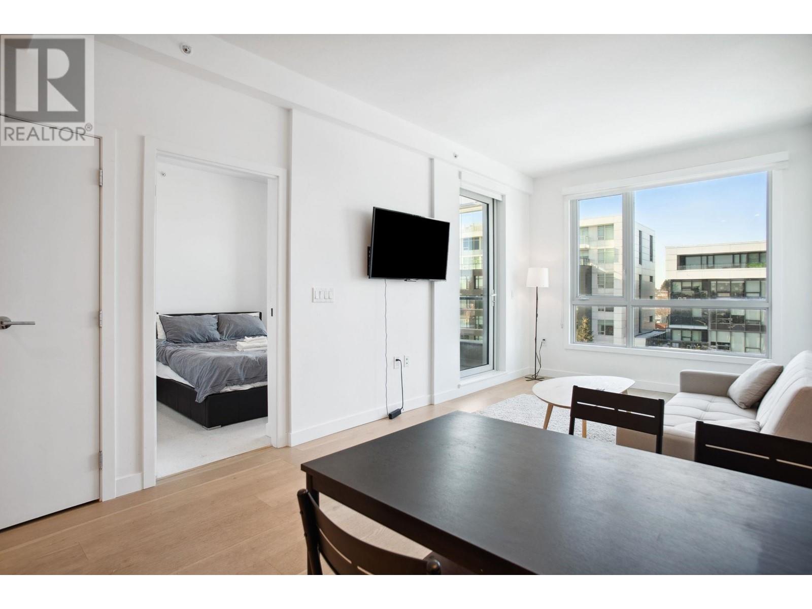 Listing Picture 8 of 25 : 602 6328 CAMBIE STREET, Vancouver / 溫哥華 - 魯藝地產 Yvonne Lu Group - MLS Medallion Club Member