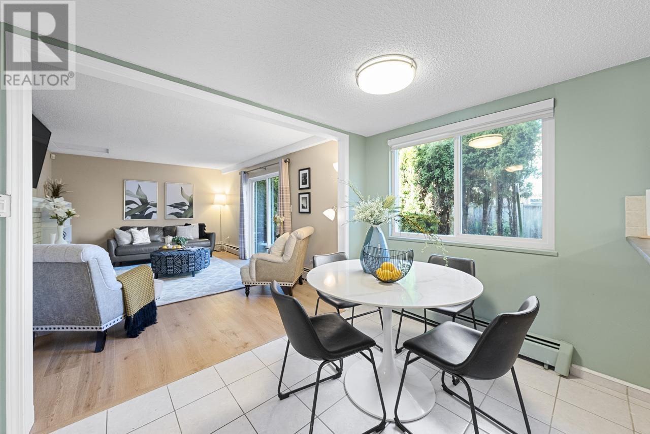 Listing Picture 14 of 31 : 10411 HOGARTH DRIVE, Richmond / 烈治文 - 魯藝地產 Yvonne Lu Group - MLS Medallion Club Member