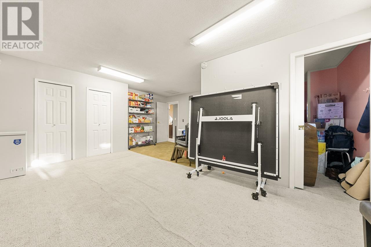 Listing Picture 27 of 31 : 10411 HOGARTH DRIVE, Richmond / 烈治文 - 魯藝地產 Yvonne Lu Group - MLS Medallion Club Member