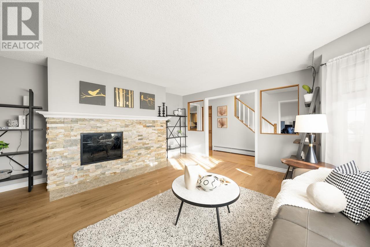 Listing Picture 6 of 31 : 10411 HOGARTH DRIVE, Richmond / 烈治文 - 魯藝地產 Yvonne Lu Group - MLS Medallion Club Member
