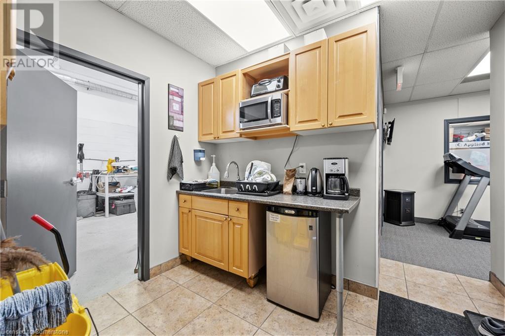 214 Speedvale Avenue W Unit# 7, Guelph, Ontario  N1H 1C4 - Photo 26 - 40695080