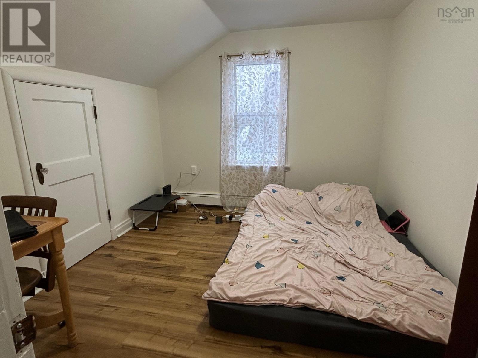 205 Lawrence Street, Lunenburg, Nova Scotia  B0J 1C0 - Photo 15 - 202503099