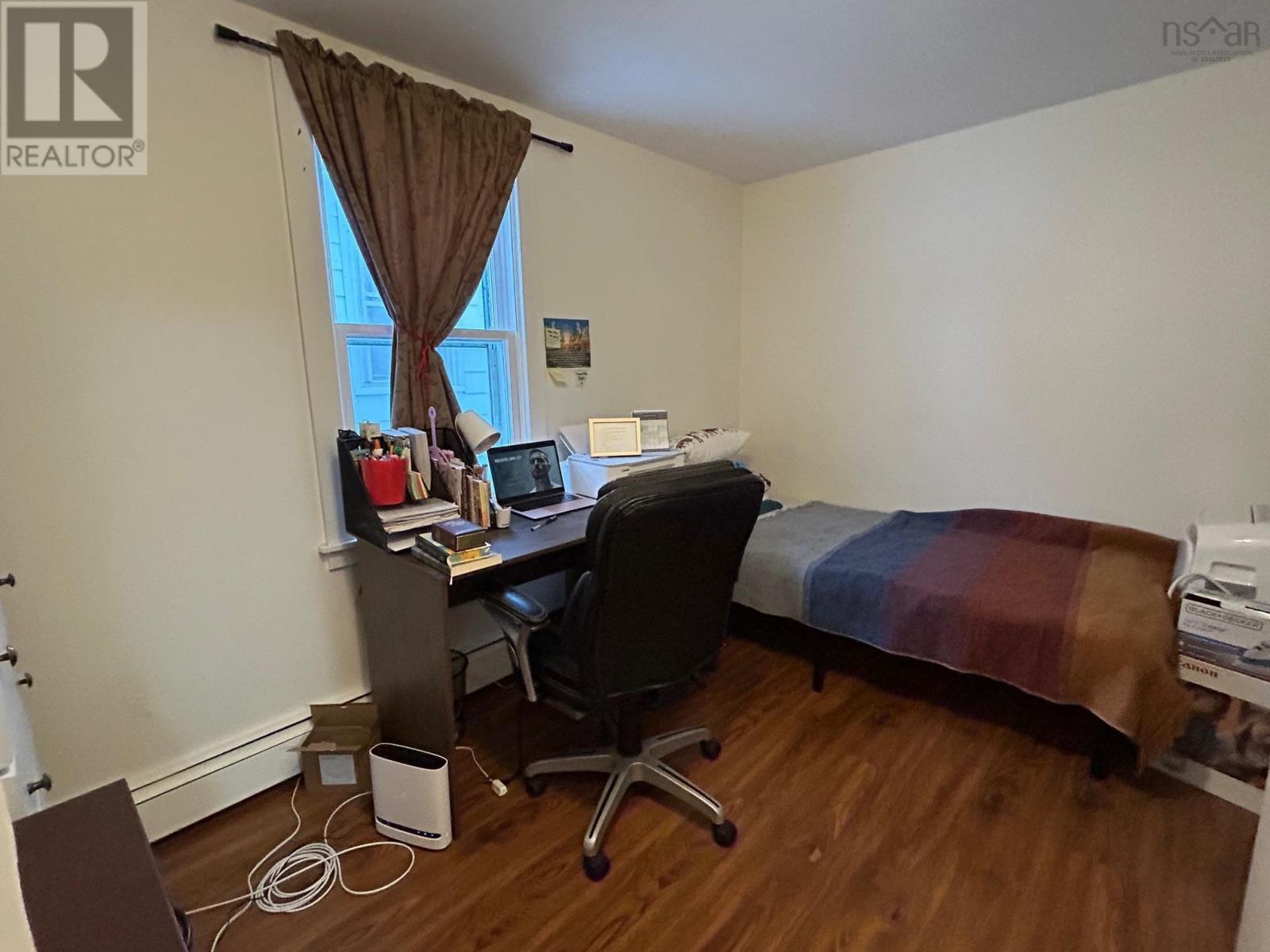 205 Lawrence Street, Lunenburg, Nova Scotia  B0J 1C0 - Photo 7 - 202503099