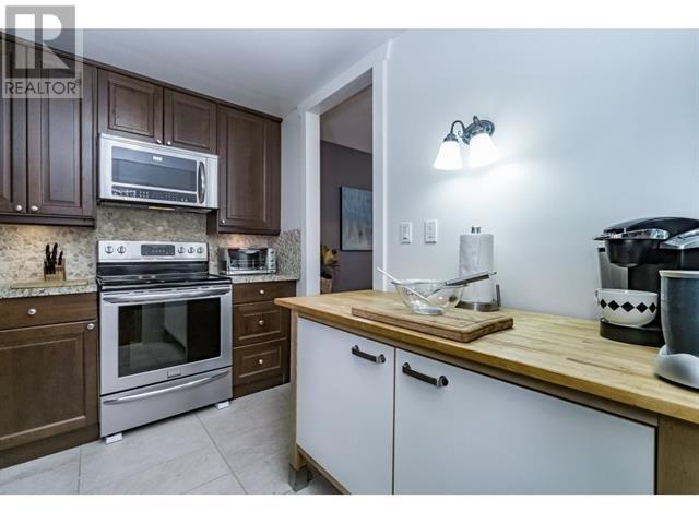 Listing Picture 6 of 20 : 112 1720 W 12TH AVENUE, Vancouver / 溫哥華 - 魯藝地產 Yvonne Lu Group - MLS Medallion Club Member