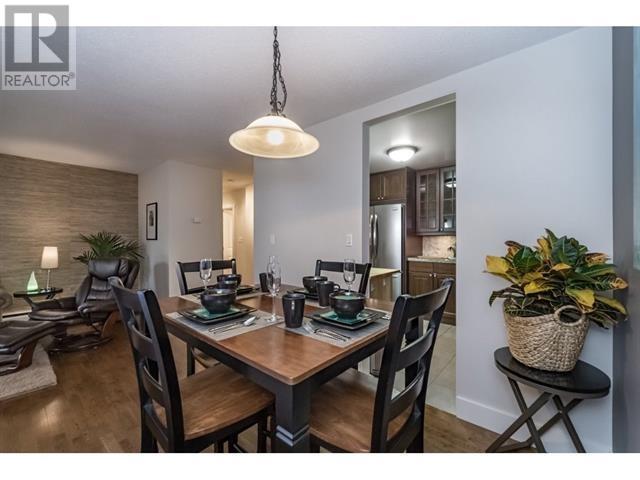 Listing Picture 8 of 20 : 112 1720 W 12TH AVENUE, Vancouver / 溫哥華 - 魯藝地產 Yvonne Lu Group - MLS Medallion Club Member