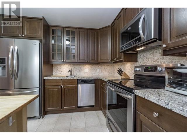 Listing Picture 7 of 20 : 112 1720 W 12TH AVENUE, Vancouver / 溫哥華 - 魯藝地產 Yvonne Lu Group - MLS Medallion Club Member