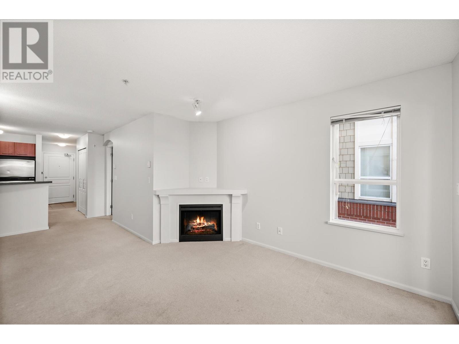 Listing Picture 6 of 27 : 261 9100 FERNDALE ROAD, Richmond / 烈治文 - 魯藝地產 Yvonne Lu Group - MLS Medallion Club Member
