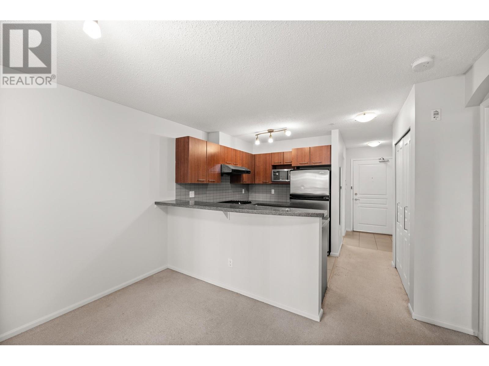 Listing Picture 15 of 27 : 261 9100 FERNDALE ROAD, Richmond / 烈治文 - 魯藝地產 Yvonne Lu Group - MLS Medallion Club Member