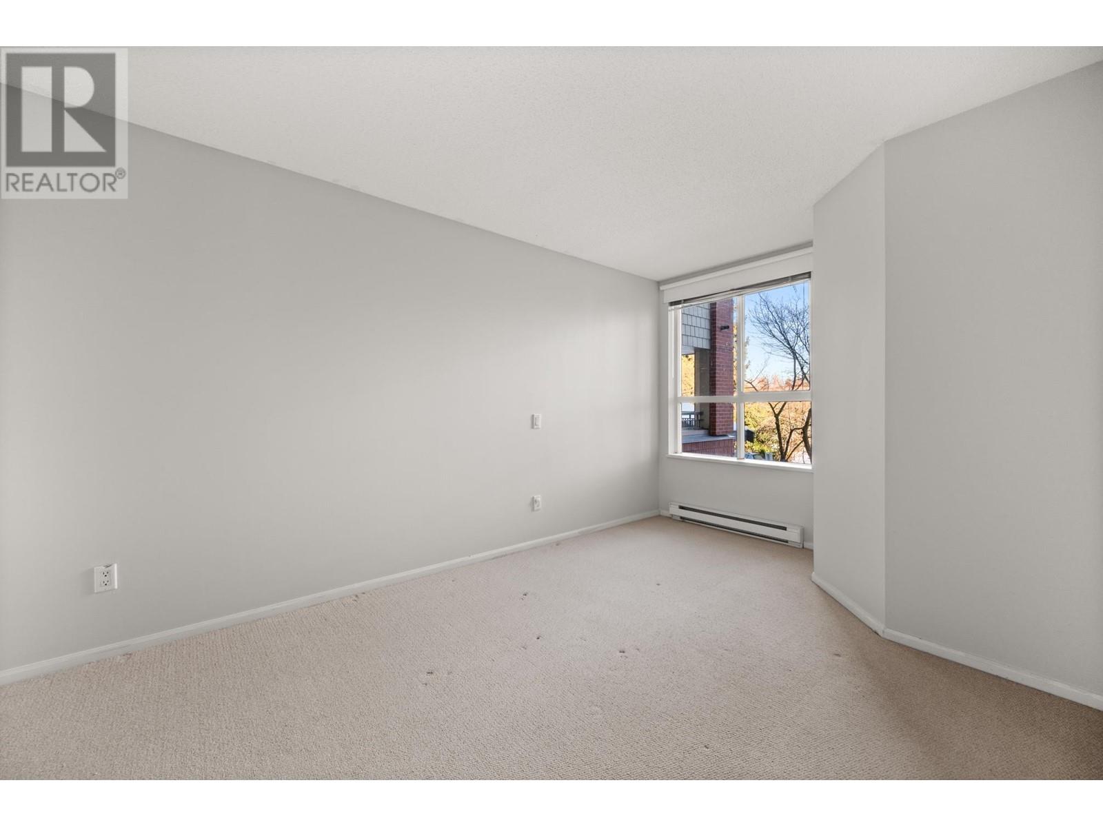 Listing Picture 11 of 27 : 261 9100 FERNDALE ROAD, Richmond / 烈治文 - 魯藝地產 Yvonne Lu Group - MLS Medallion Club Member