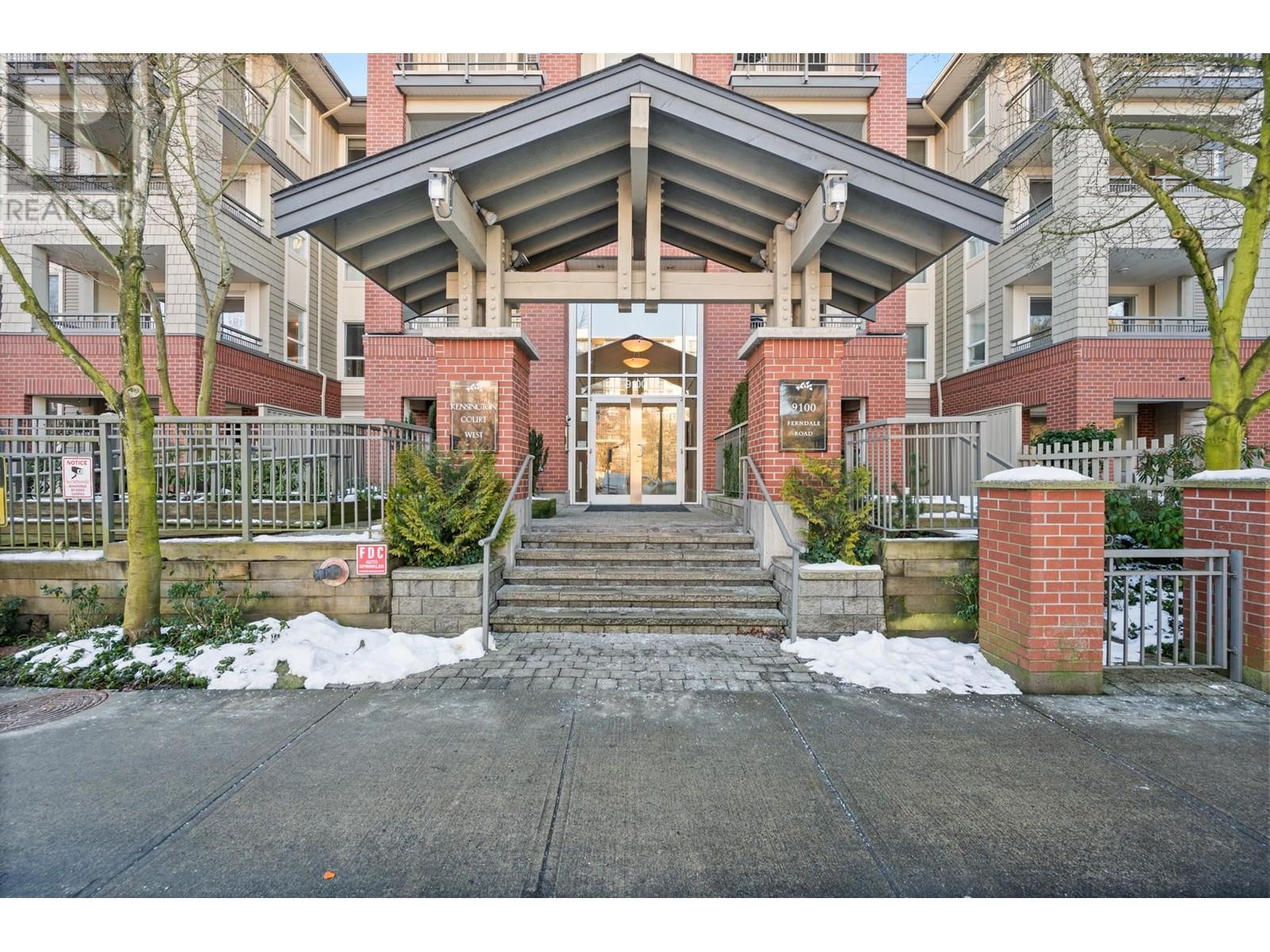 Listing Picture 4 of 27 : 261 9100 FERNDALE ROAD, Richmond / 烈治文 - 魯藝地產 Yvonne Lu Group - MLS Medallion Club Member