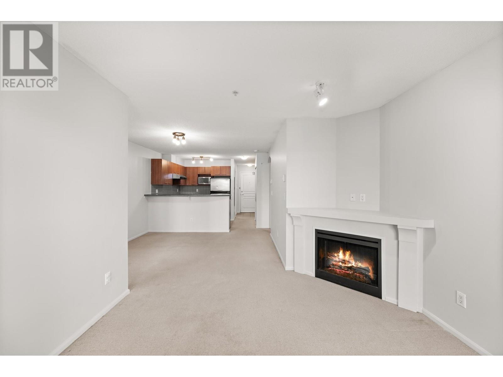 Listing Picture 7 of 27 : 261 9100 FERNDALE ROAD, Richmond / 烈治文 - 魯藝地產 Yvonne Lu Group - MLS Medallion Club Member