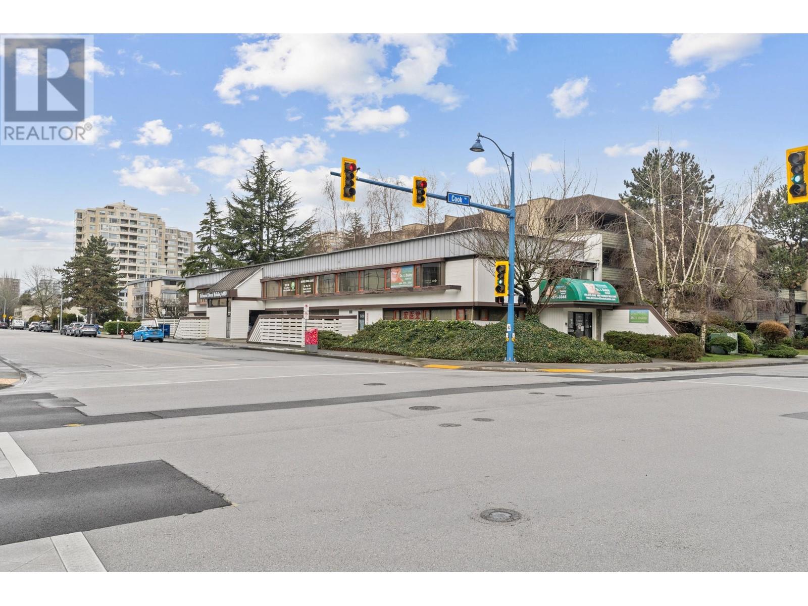 8211 COOK ROAD, richmond, British Columbia