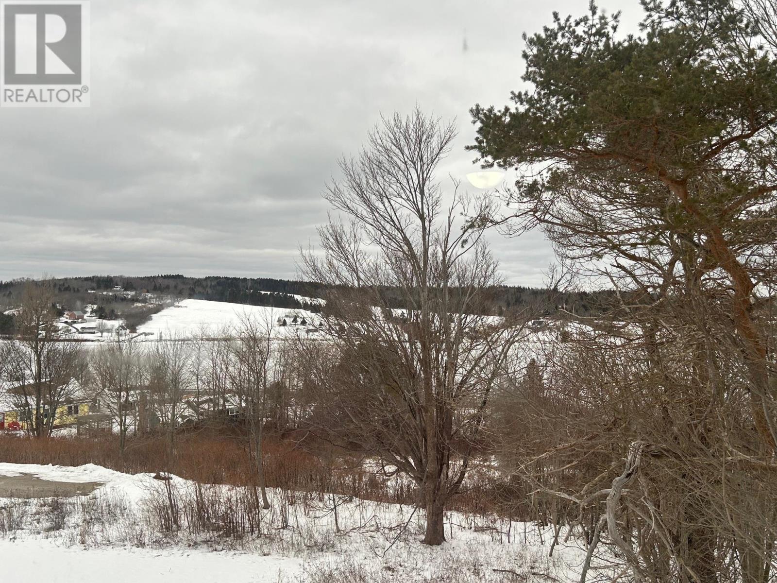 205 Lawrence Street, Lunenburg, Nova Scotia  B0J 1C0 - Photo 18 - 202503101