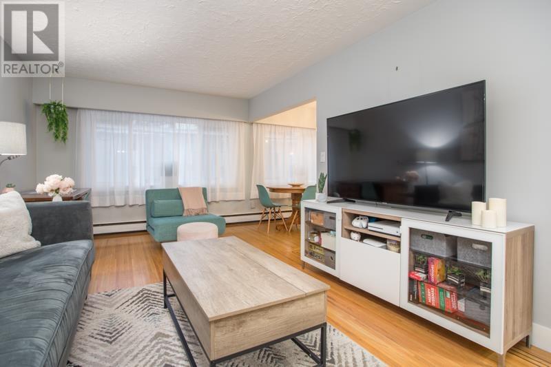 Listing Picture 6 of 20 : 104 1075 W 13TH AVENUE, Vancouver / 溫哥華 - 魯藝地產 Yvonne Lu Group - MLS Medallion Club Member