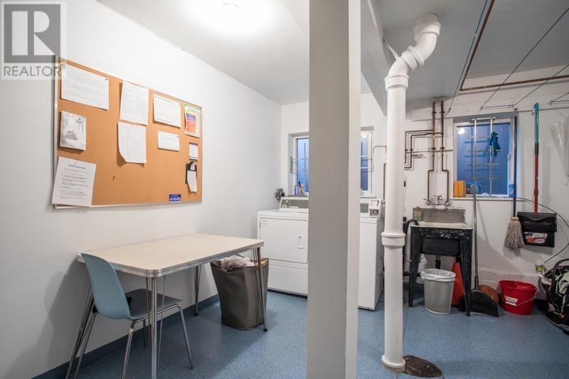 Listing Picture 18 of 20 : 104 1075 W 13TH AVENUE, Vancouver / 溫哥華 - 魯藝地產 Yvonne Lu Group - MLS Medallion Club Member