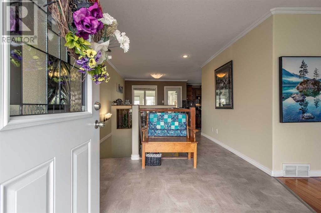 Property at 219 Falcon Ridge Way image 5