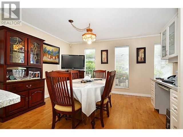Listing Picture 7 of 28 : 3058 W 12TH AVENUE, Vancouver / 溫哥華 - 魯藝地產 Yvonne Lu Group - MLS Medallion Club Member