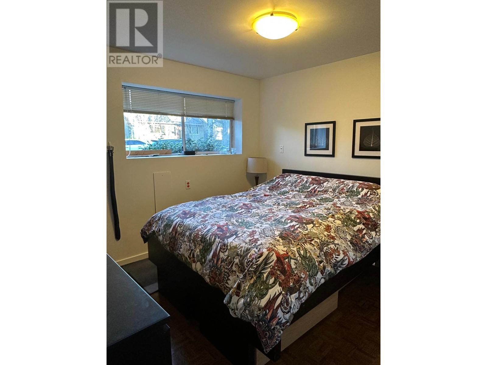 Listing Picture 21 of 28 : 3058 W 12TH AVENUE, Vancouver / 溫哥華 - 魯藝地產 Yvonne Lu Group - MLS Medallion Club Member