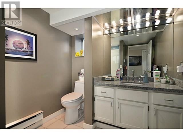 Listing Picture 14 of 28 : 3058 W 12TH AVENUE, Vancouver / 溫哥華 - 魯藝地產 Yvonne Lu Group - MLS Medallion Club Member