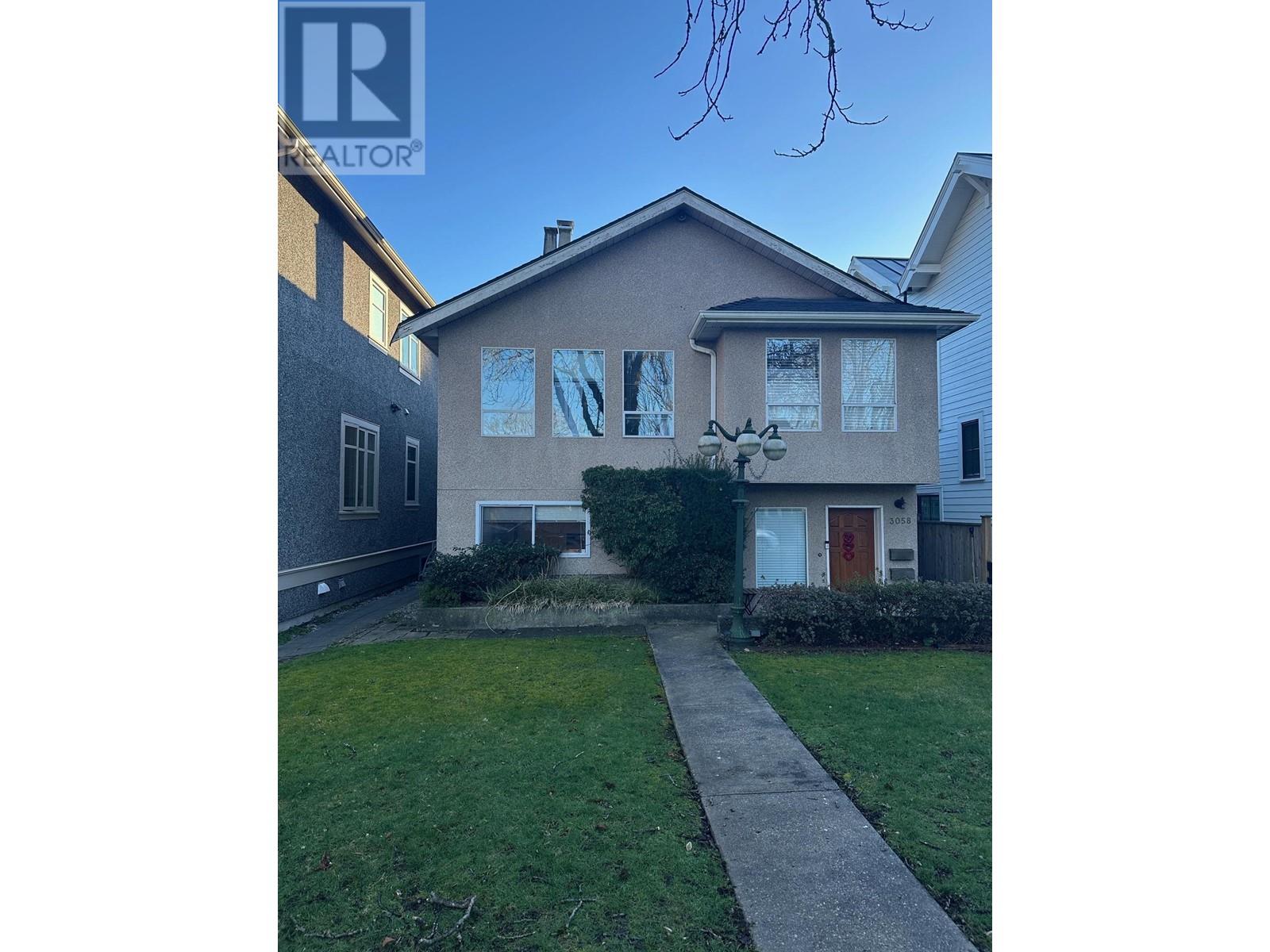 Listing Picture 25 of 28 : 3058 W 12TH AVENUE, Vancouver / 溫哥華 - 魯藝地產 Yvonne Lu Group - MLS Medallion Club Member