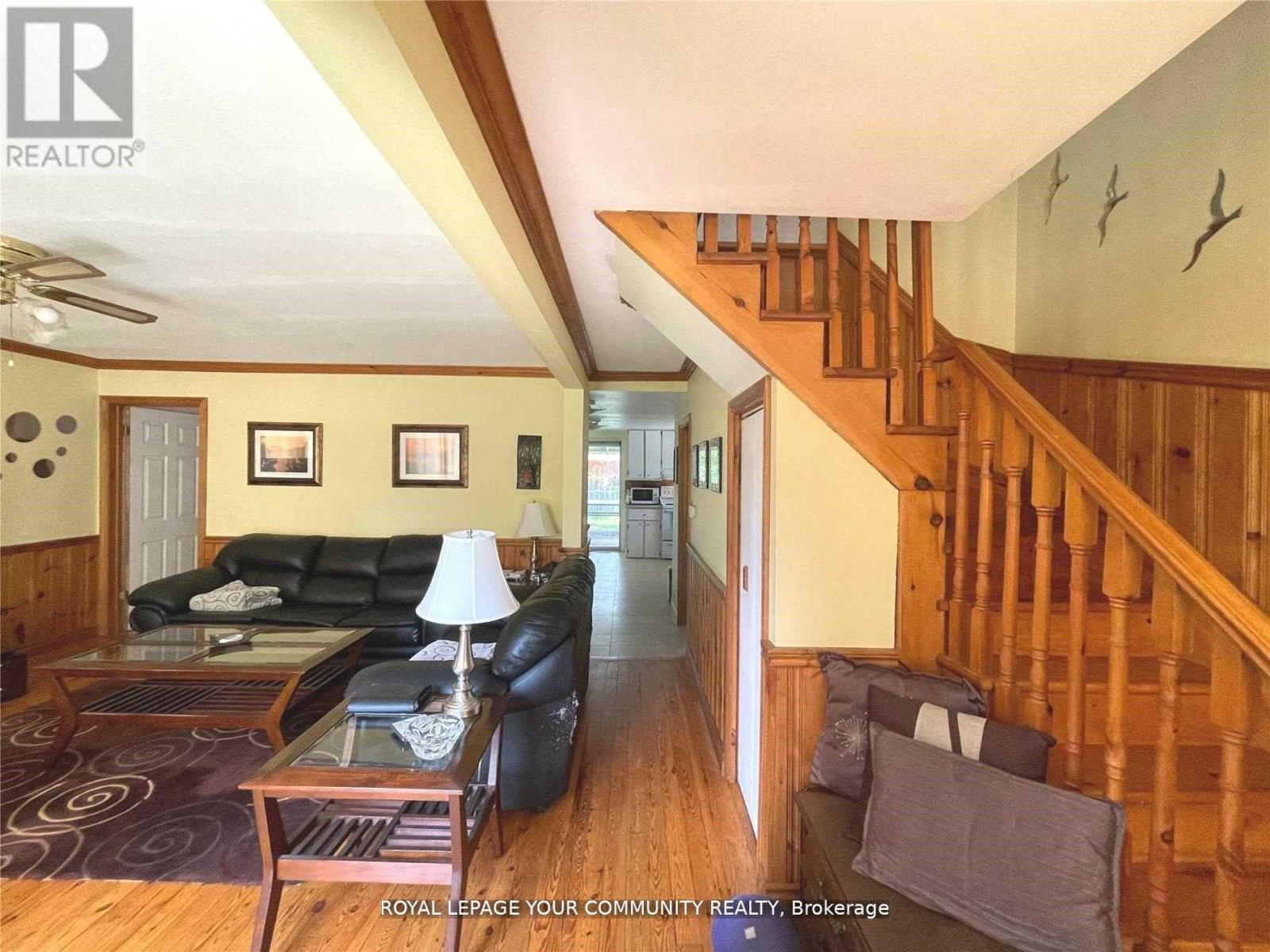 Property at 56 SYLVAN CRESCENT image 4