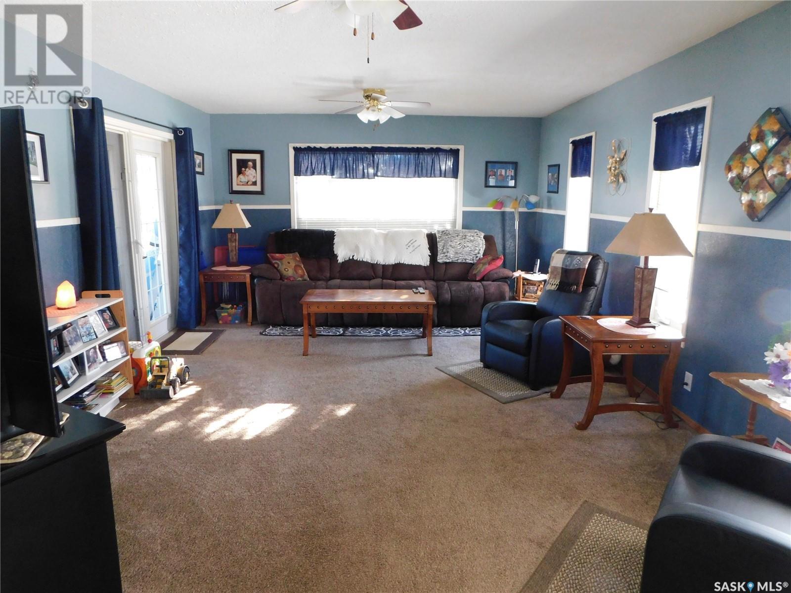 Property at 316 Centre STREET image 5