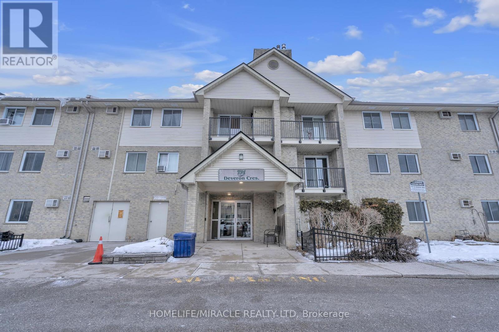 305 - 731 Deveron Crescent