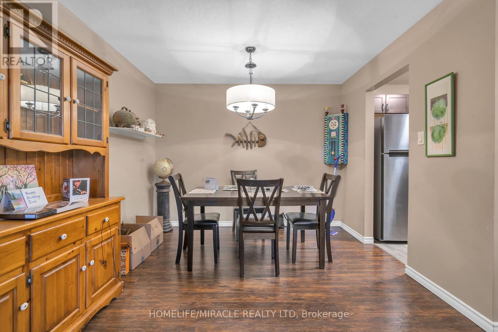 Photo 10 of 26 for 305 - 731 Deveron Crescent