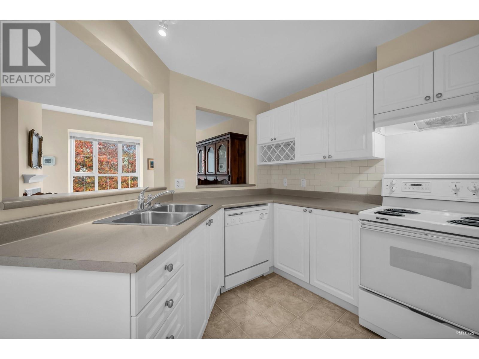 425 2980 Princess Crescent, Coquitlam, British Columbia  V3B 7R4 - Photo 7 - R2966986
