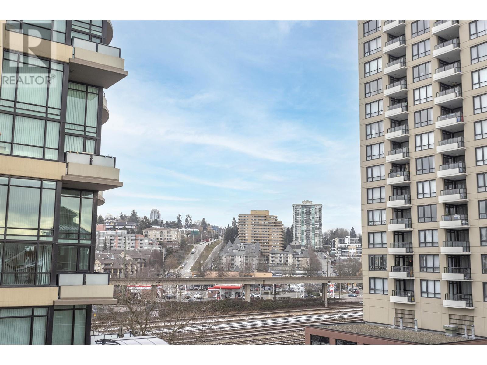 305 10 Renaissance Square, New Westminster, British Columbia  V3M 1B1 - Photo 28 - R2967557