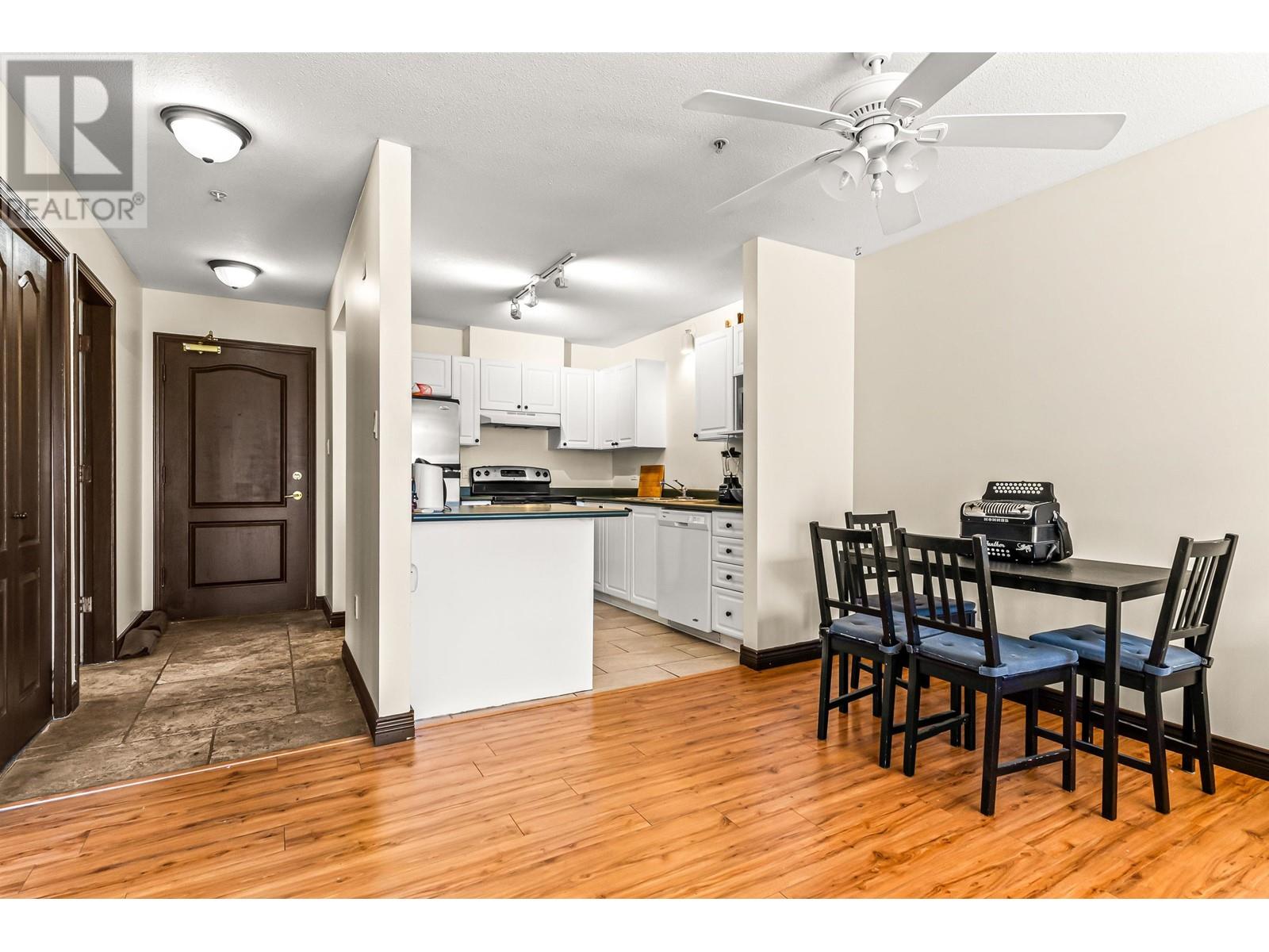 122 2551 Parkview Lane, Port Coquitlam, British Columbia  V3C 6J8 - Photo 7 - R2967566