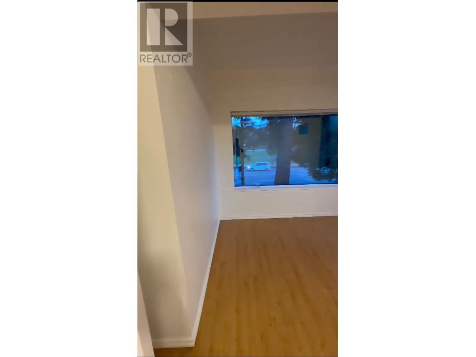 1039 E 41st Avenue, Vancouver, British Columbia  V5W 1P9 - Photo 10 - R2967536