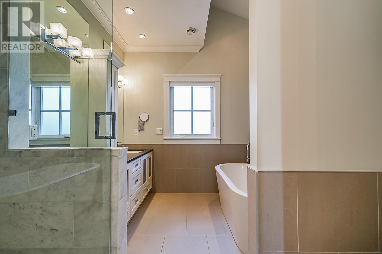2511 Lawson Avenue, West Vancouver, British Columbia  V7V 2G1 - Photo 17 - R2967551