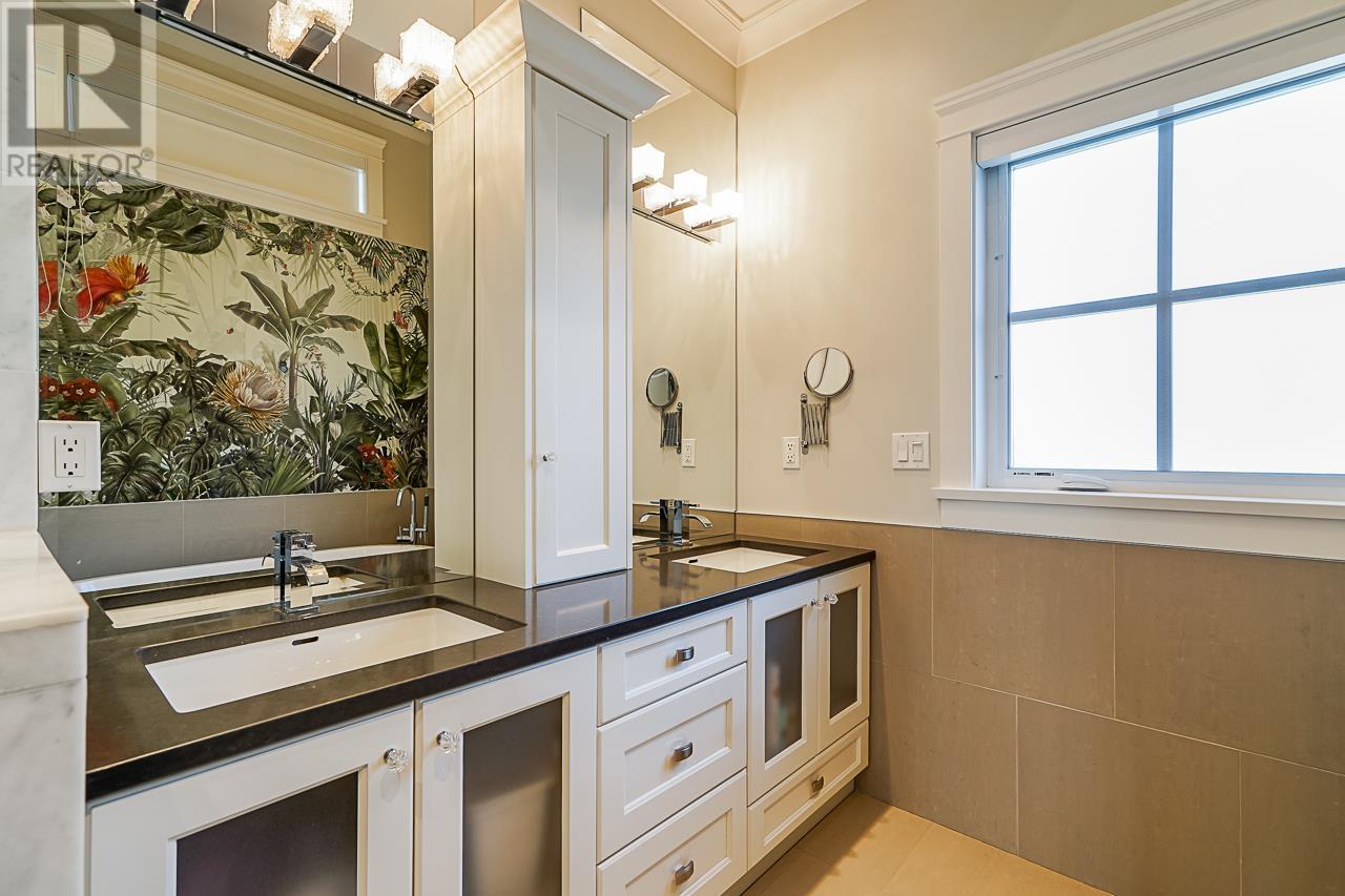 2511 Lawson Avenue, West Vancouver, British Columbia  V7V 2G1 - Photo 18 - R2967551