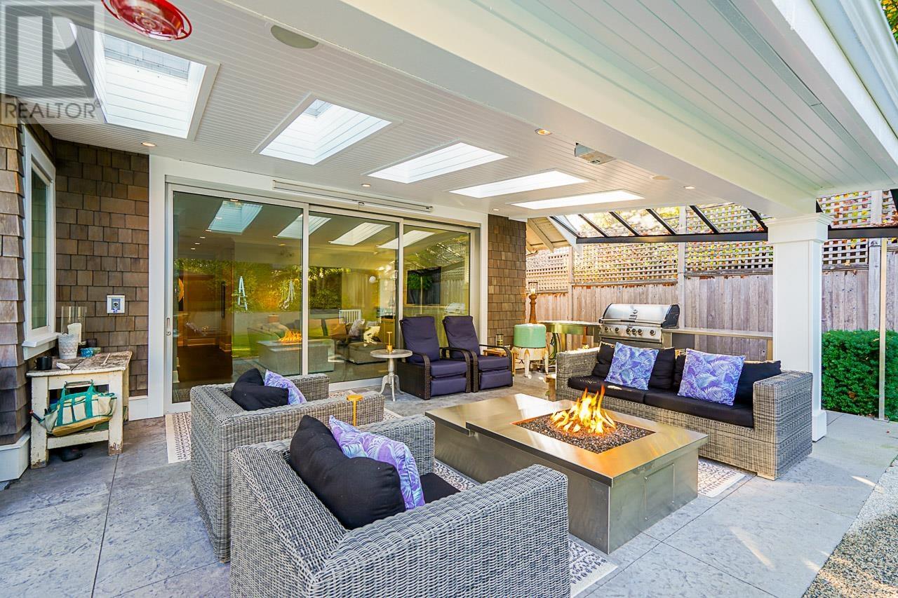 2511 Lawson Avenue, West Vancouver, British Columbia  V7V 2G1 - Photo 27 - R2967551