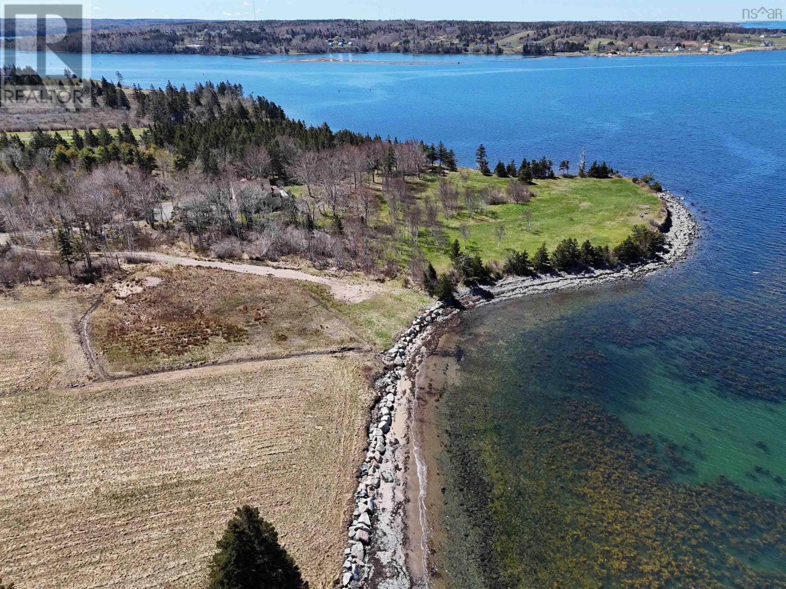 Lot Fort Point Road, weymouth north, Nova Scotia