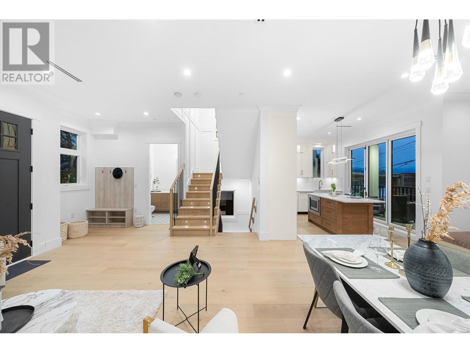4990 Sherbrooke Street, Vancouver, British Columbia  V5W 3M2 - Photo 5 - R2967586