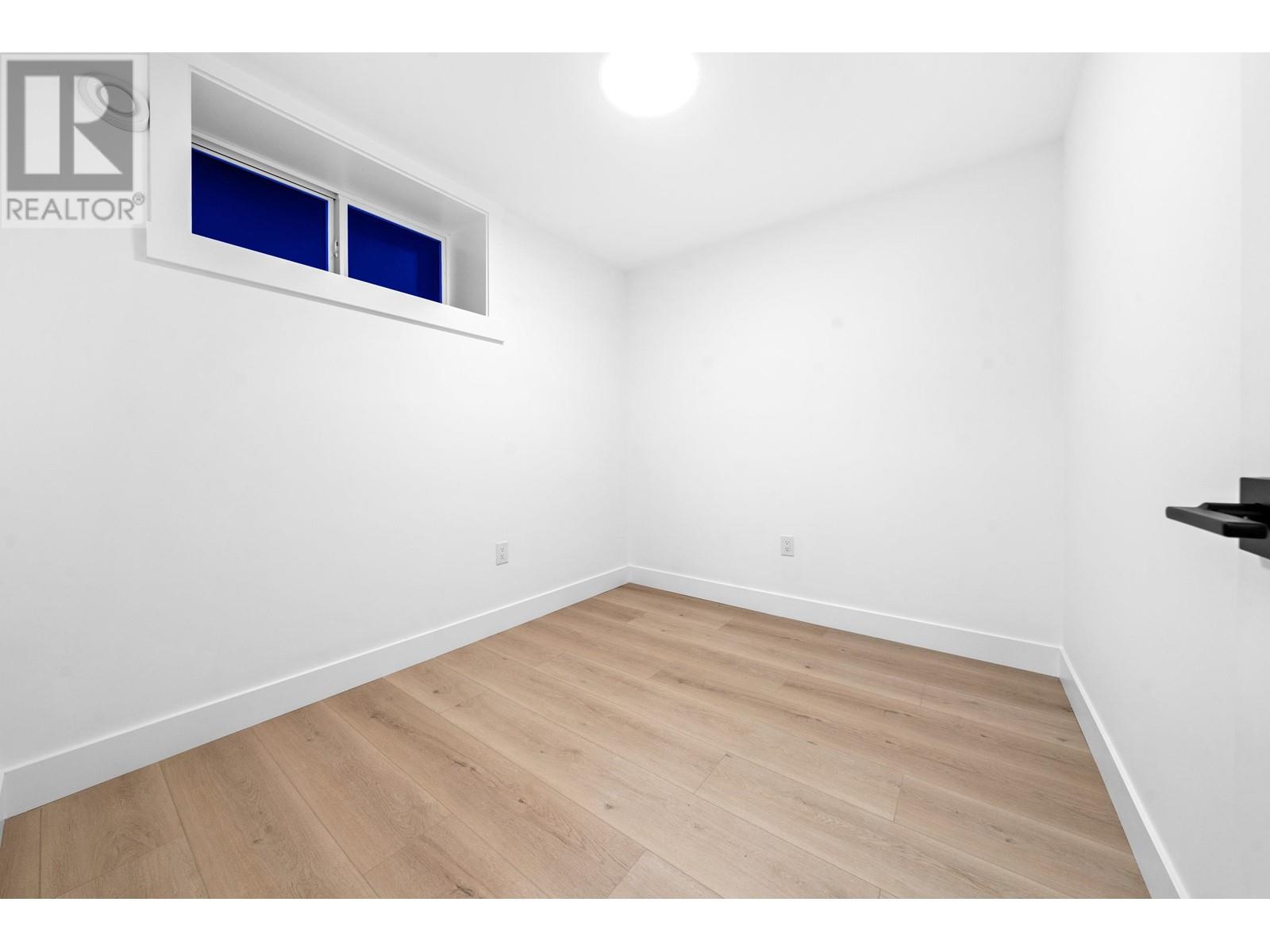 4990 Sherbrooke Street, Vancouver, British Columbia  V5W 3M2 - Photo 34 - R2967586